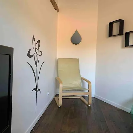 Petite Chambre, Grand Confort Comme A La Maison Accommodatie bij particulieren